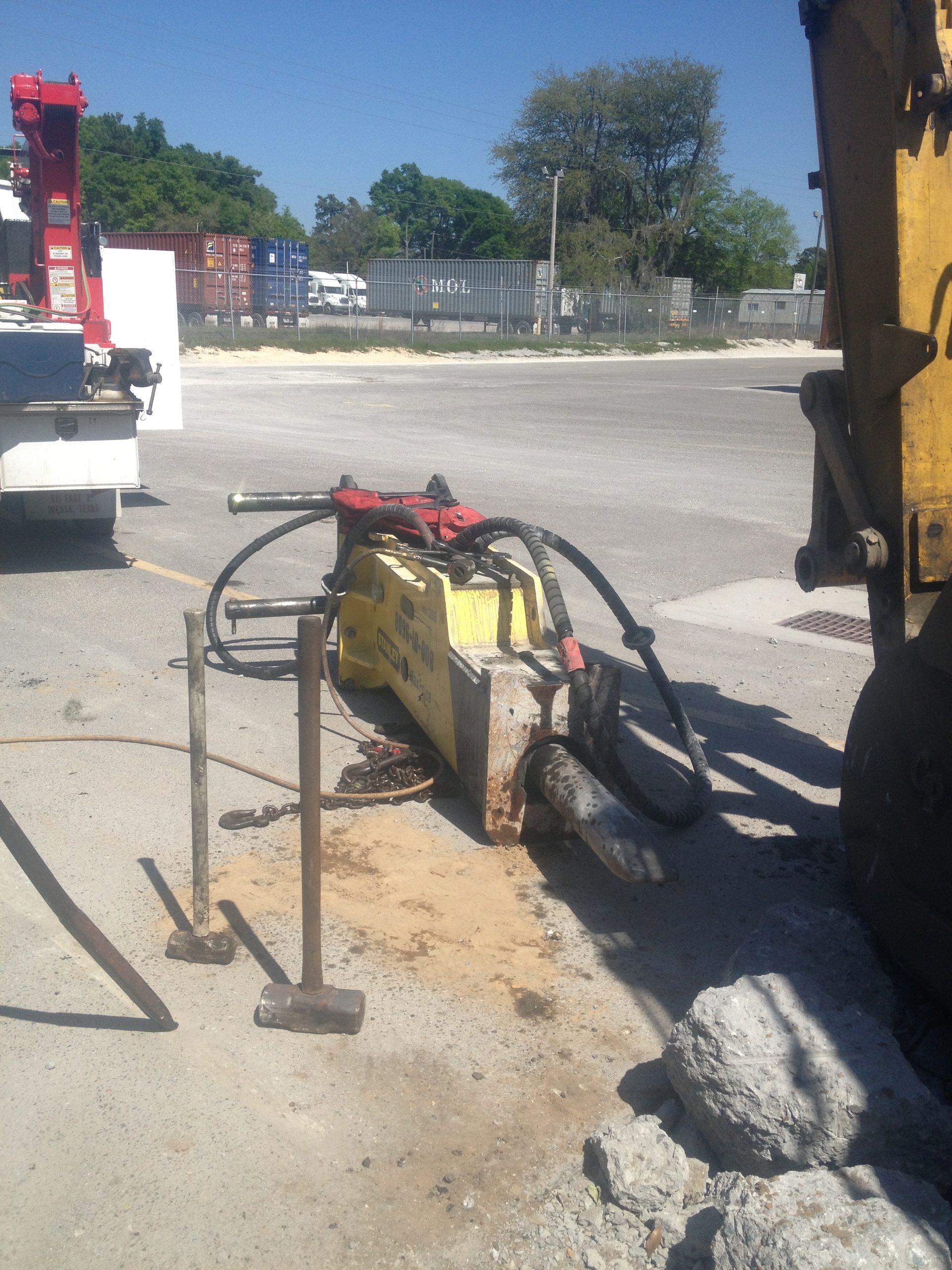 Yard cleanup and debris removal in Middle Tennessee